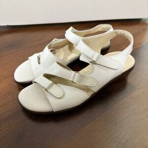 SAS Tabby Slingback Strappy Comfort Sandals White Leather Arch Support Boho Sz 7